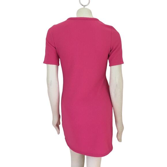 ELODIE Short Sleeve Ribbed Mini Sheath Dress in Barbie Pink SZ 6 - Picture 5 of 9